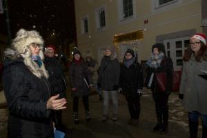 019 Pozdrav zimi in praznik luči Foto atelje Postojnatext